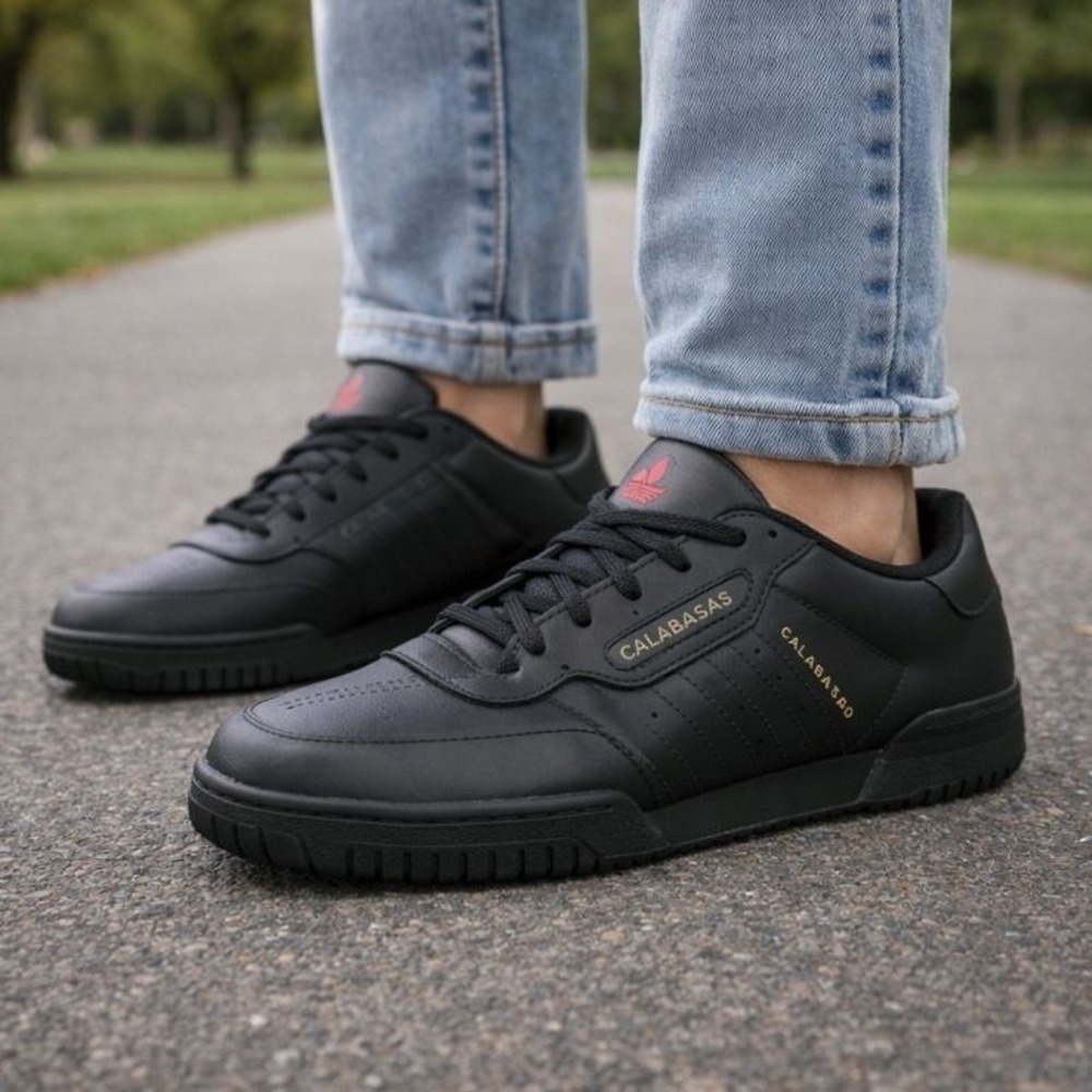 Adidas‎ Calabasas Low EE9139 Black Calabasas Sneakers Shoes Men Size 10.5